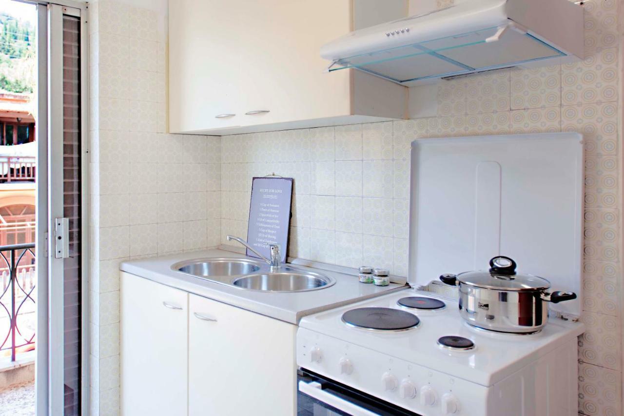 T8 Apartment On The Beach Бенитсес Экстерьер фото